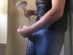 Levis 501 within the bath, wank and cum