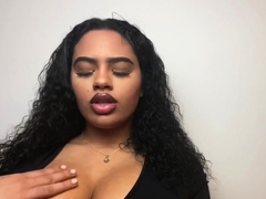 MayaAryas – Juicy Lips Tease